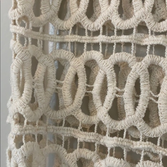 SALE!✅CROCHETED CAP-SLEEVED COVER-UP - Picture 5 of 6